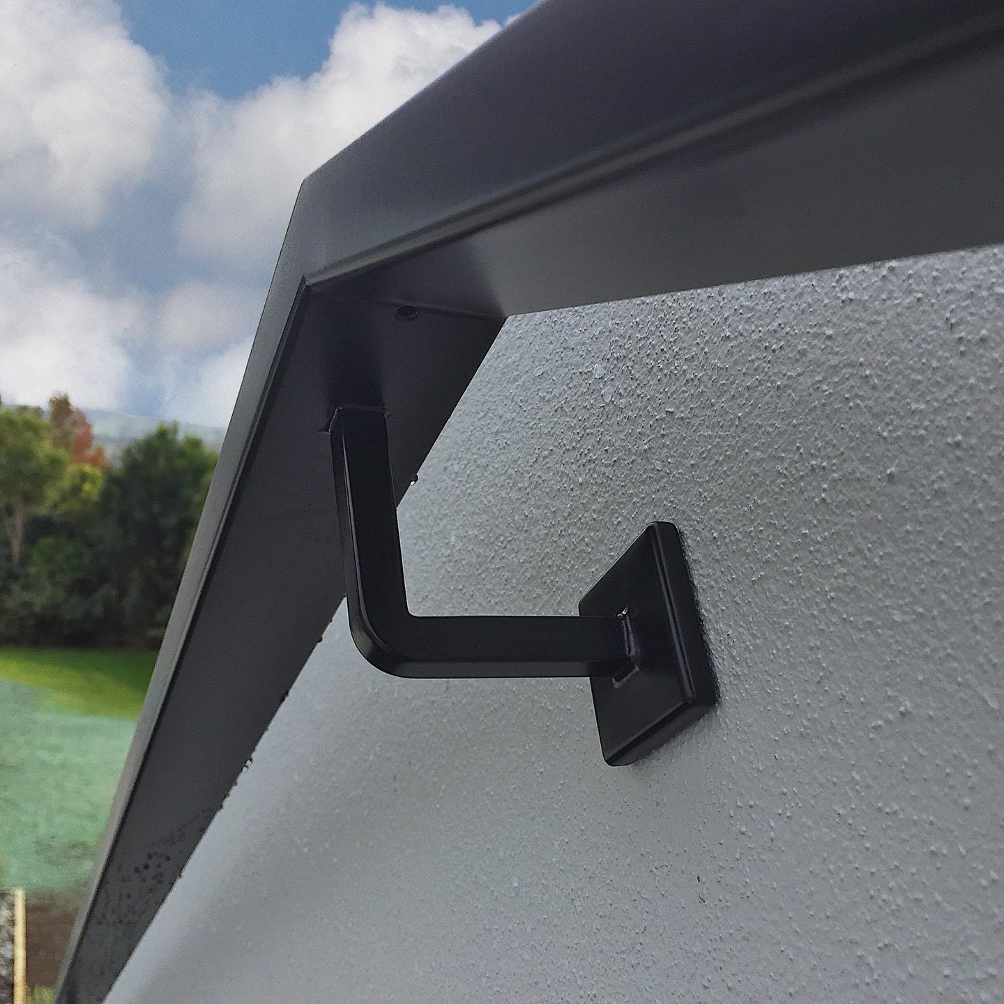 Custom mild steel handrail for exterior stairs by Fabricators, Firefish Fabrication, Auckland.